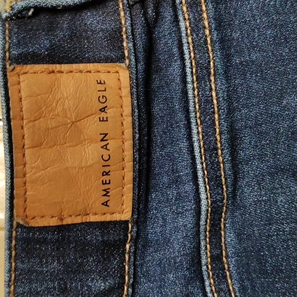 COPY - American Eagle stretch jeans 👖 - Picture 3 of 7